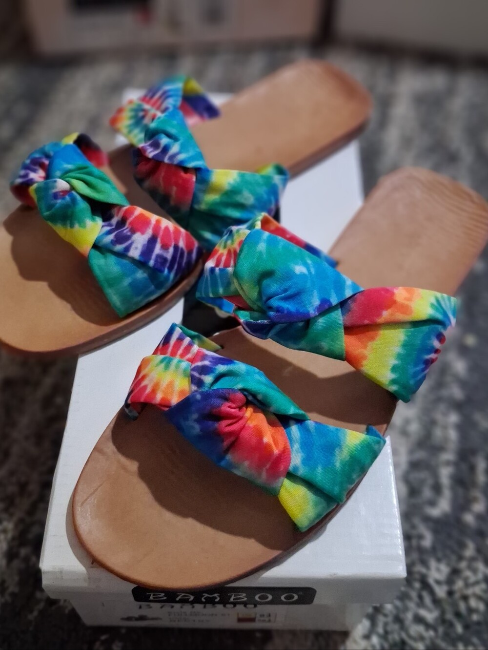 BAMBOO Tie-Dye Slide Sandals - Rainbow